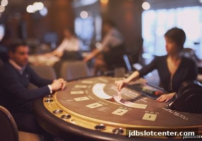 jdb电子深度解析：经验如何显著提升真人游戏的获胜概率