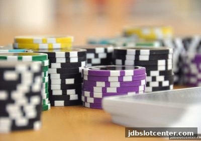 jdb电子深度解析：快捷支付真人桌游的市场定位与推广全攻略
