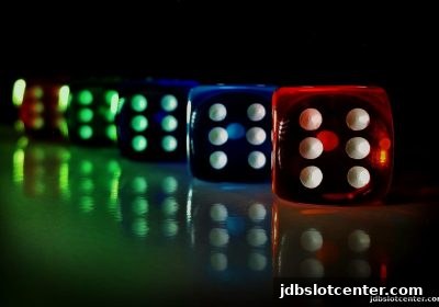 极速赛车收益新视角：jdb电子平台代理返佣与玩家双赢解析