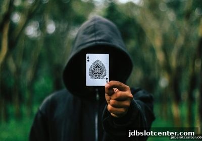 jdb电子深度攻略：微信支付驱动棋牌游戏胜率与资金管控新思路