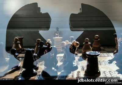 jdb电子深度解析：德州扑克与麻将的进攻策略核心与实战技巧
