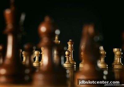jdb电子德州扑克进阶:翻牌后策略的制胜逻辑
