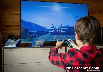 jdb电子游艺社交功能：从单机到群体的沉浸式互动体验