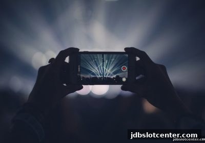 jdb电子视角：北京赛车与足球直播热评节目深度解析与实用选择策略